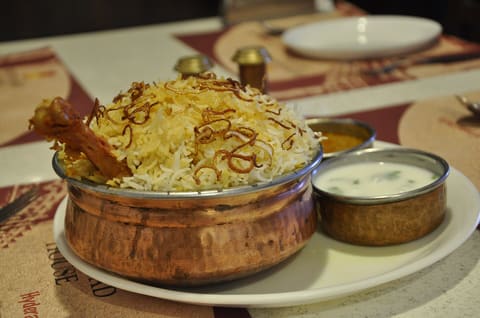 Chicken Hyderabadi biryani