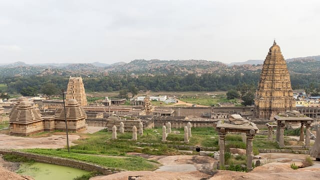 Complex of Virupaksha Temple, Hampi (04)