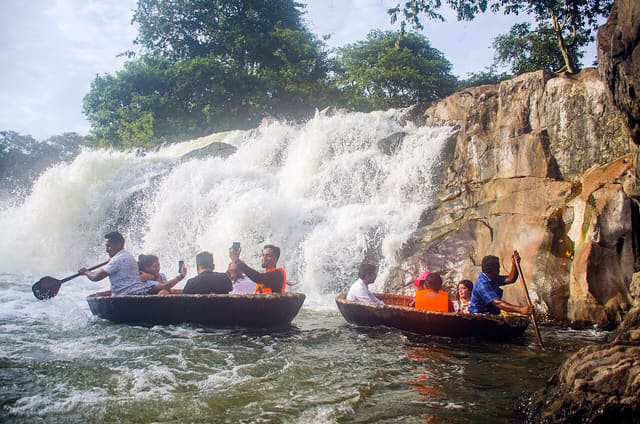 Hogenakkal Falls 4